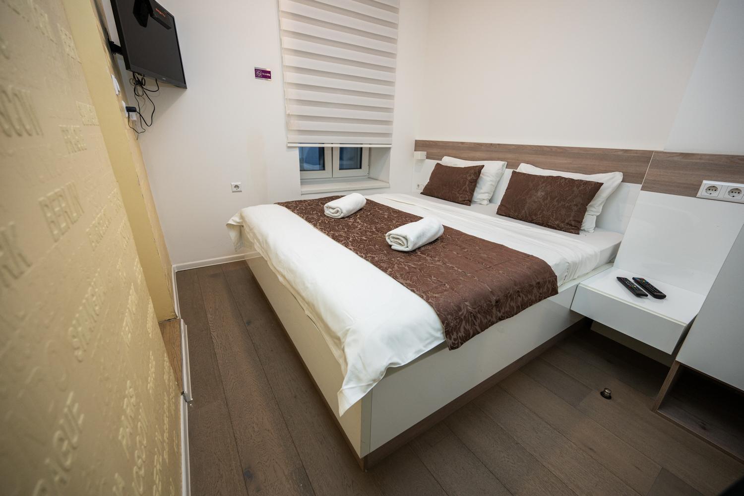 Modern And Design Apartments Near Cathedral ซาราเยโว ภายนอก รูปภาพ